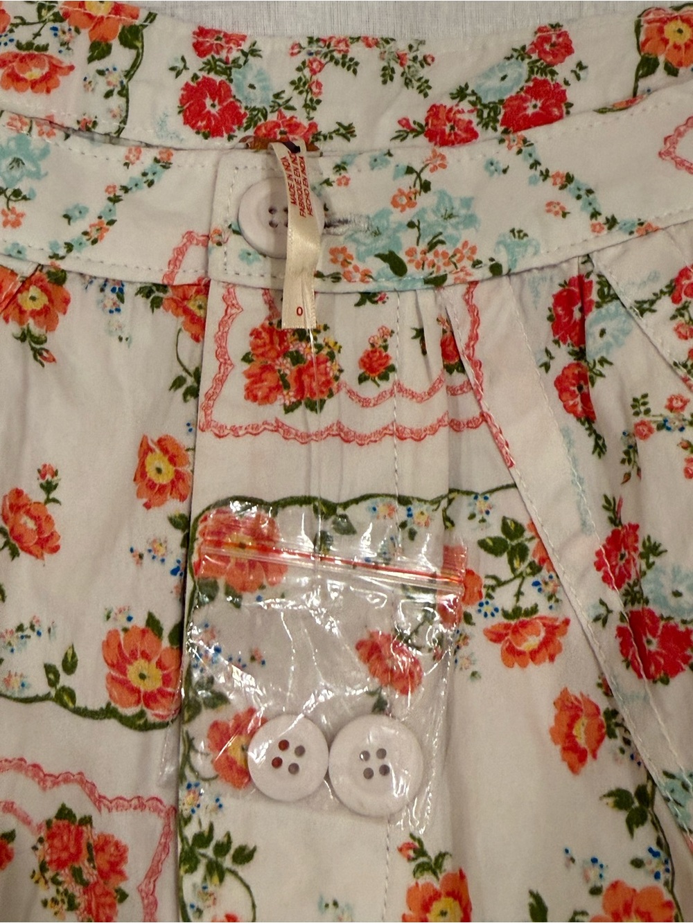 Free People Blooming Lace trim patchwork floral print Cotton Shorts - Picture 7 of 10